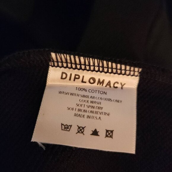 DIPLOMACY WORLDWIDE Deion Hoodie - Picture 11 of 12